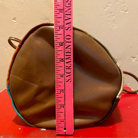 Vintage Mod Multi-color Patchwork Bucket Bag - Picture 13 of 15